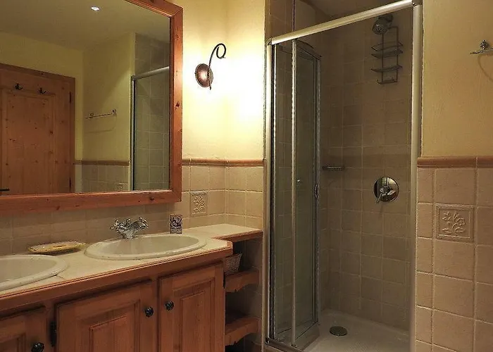 公寓 De Charme, Seven