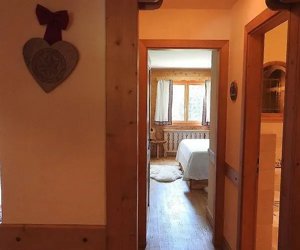 De Charme, Seven * 克莱恩 蒙塔纳