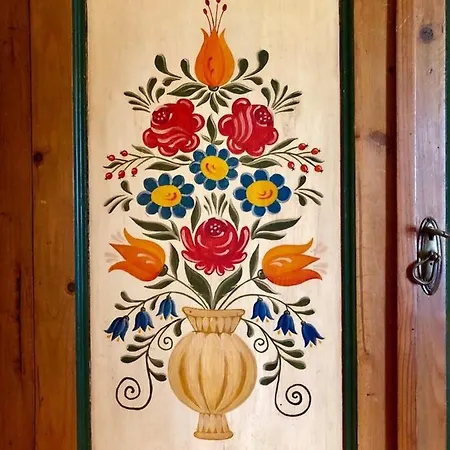 De Charme, Résidence Seven